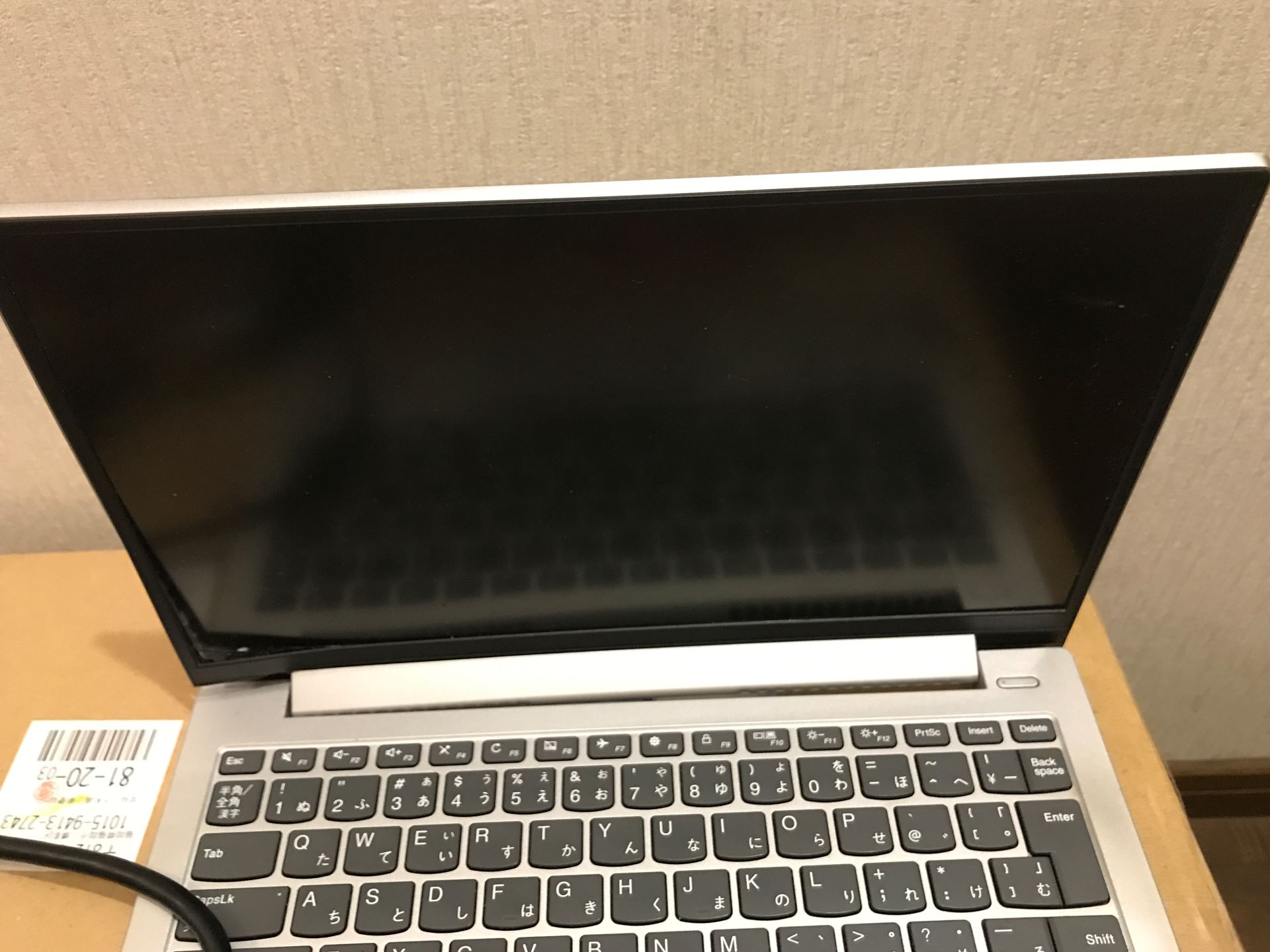 CMOSエラーとヒンジ破損トラブル